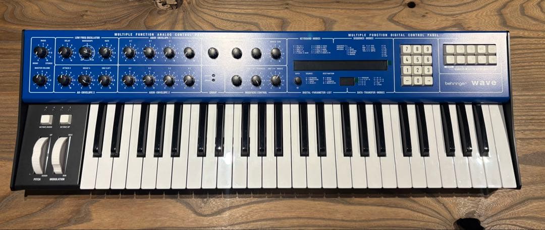 BEHRINGER WAVE ほぼ新品 Behringer Wave Hybrid Wavetable Synthesizer | Sweetwater