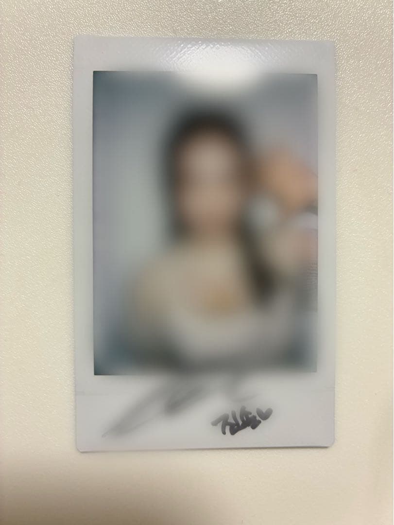 ARTMS LOONA ジンソル 진솔 直筆サイン入りポラロイド チェキ itzy リュジン tunnel vision 直筆サイン入りチェキ ポラロイド - メルカリ