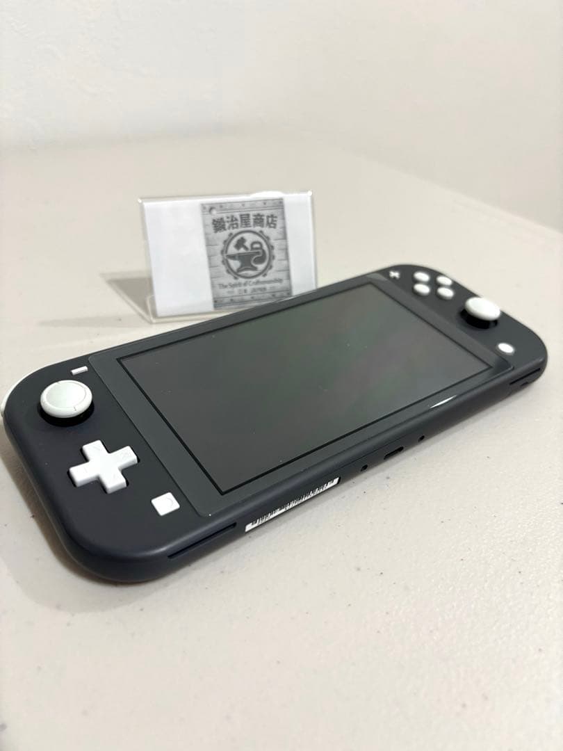 Nintendo Switch Lite 本体 他セット Amazon.co.jp: 【整備済み品】 Nintendo Switch Lite 本体 グレー