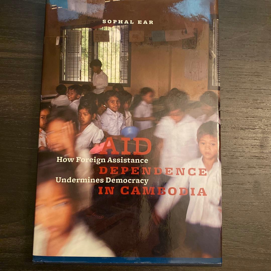 洋書 Aid dependence in Cambodia 博客來-Aid Dependence in Cambodia: How Foreign Assistance