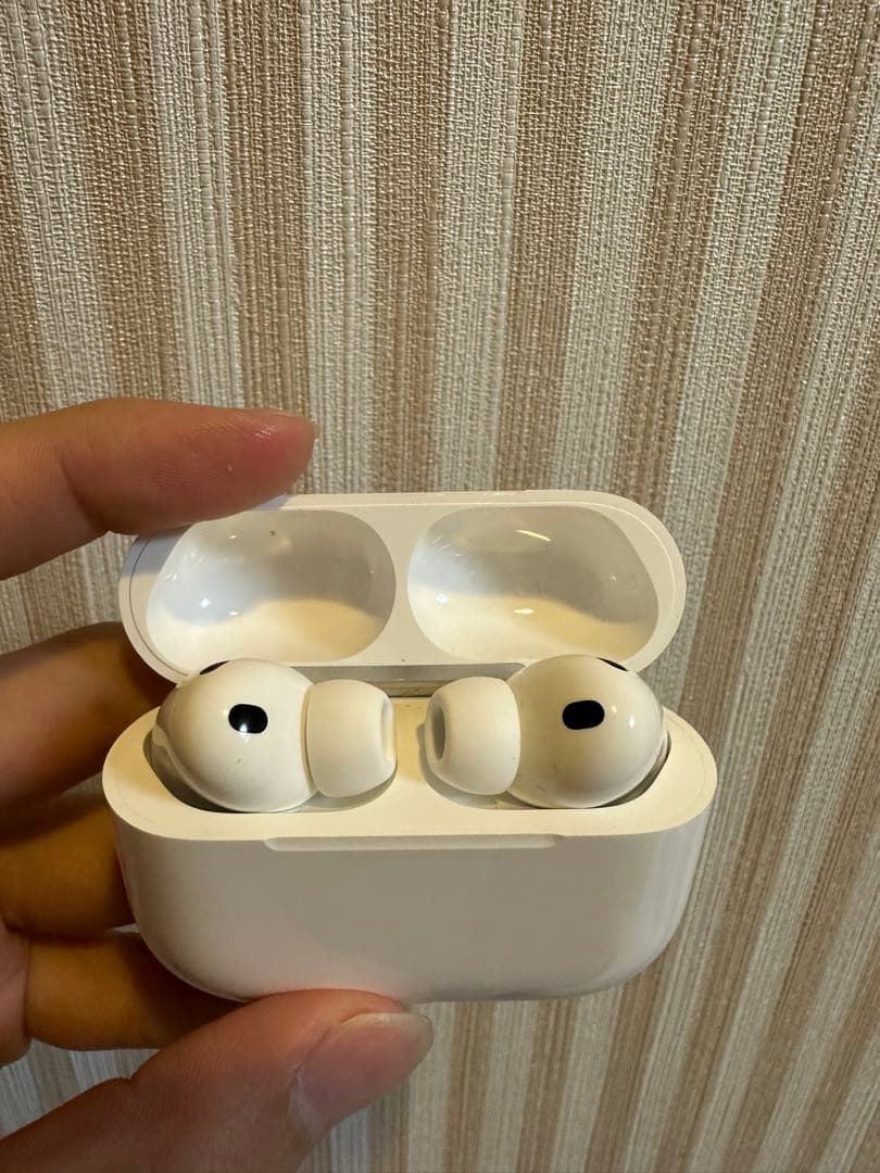 ほぼ新品AirPods Pro 3 本体 ホワイト Apple AirPods Pro 3 - Samsclub.com