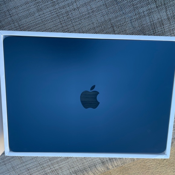 Apple | Computers, Laptops & Parts | Midnight Blue Macbook Air M2